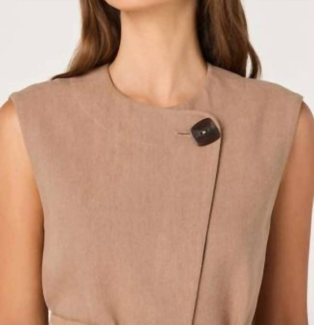 NEW ASTR darrien belted asymmetric vest in beige - Picture 5 of 7